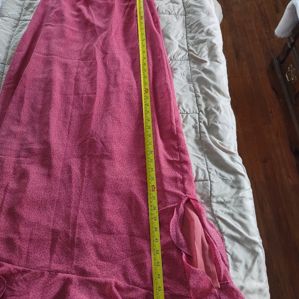 Dress - Picture 7 of 10